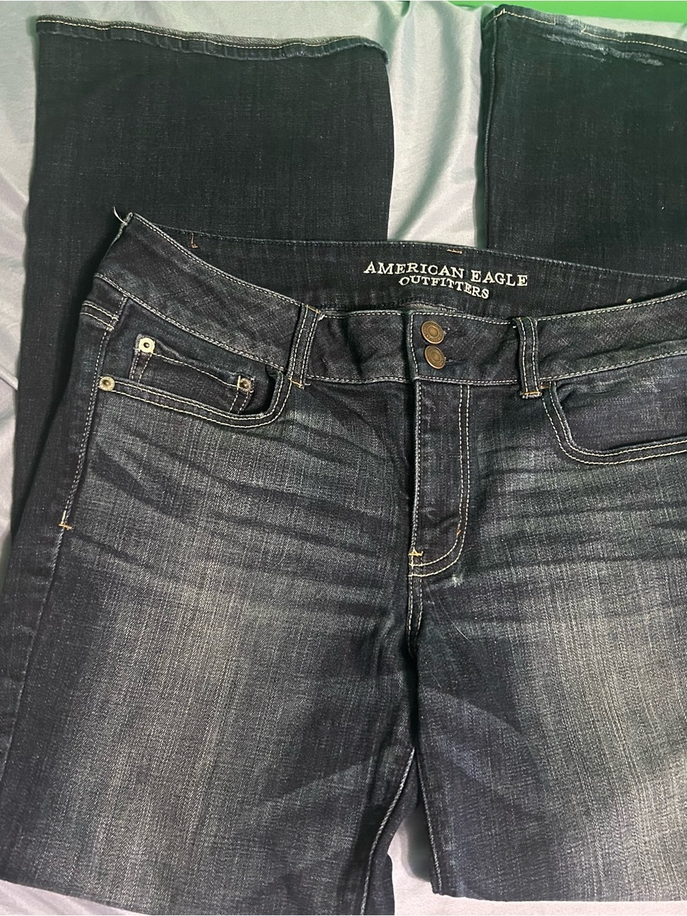 Women’s American Eagle bootcut jeans with artist stretch size 14 regular